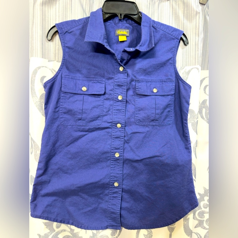 EUC Cabela's Royal Blue Sleeveless Button-Down Shirt‎ Size 10